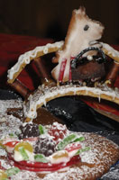 Muumimamma piparimuumitalon sillalla