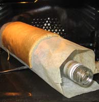 Py�re�n piparkakkumuumitalon paistaminen uunissa