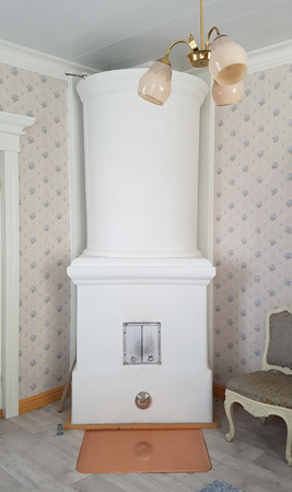 Vanhan mallin mukaan muurattu uuni