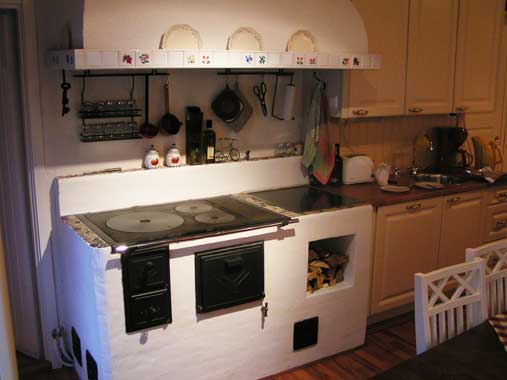 Puuhella, Petteri Stubb Tmi