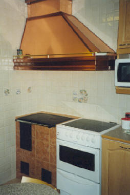 Puuhella, Petteri Stubb Tmi